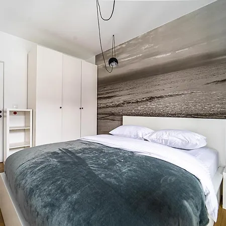 Grochowska Free Parking דירה