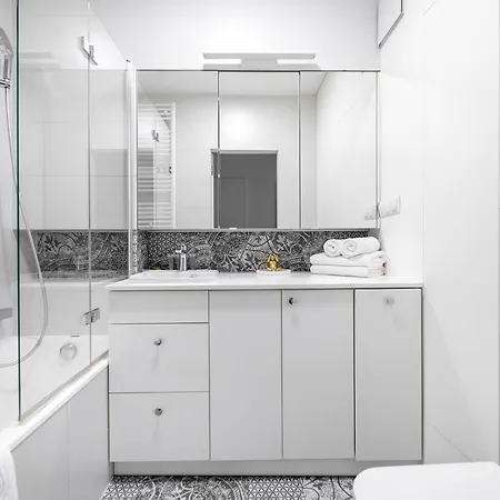 Grochowska Free Parking وارسو